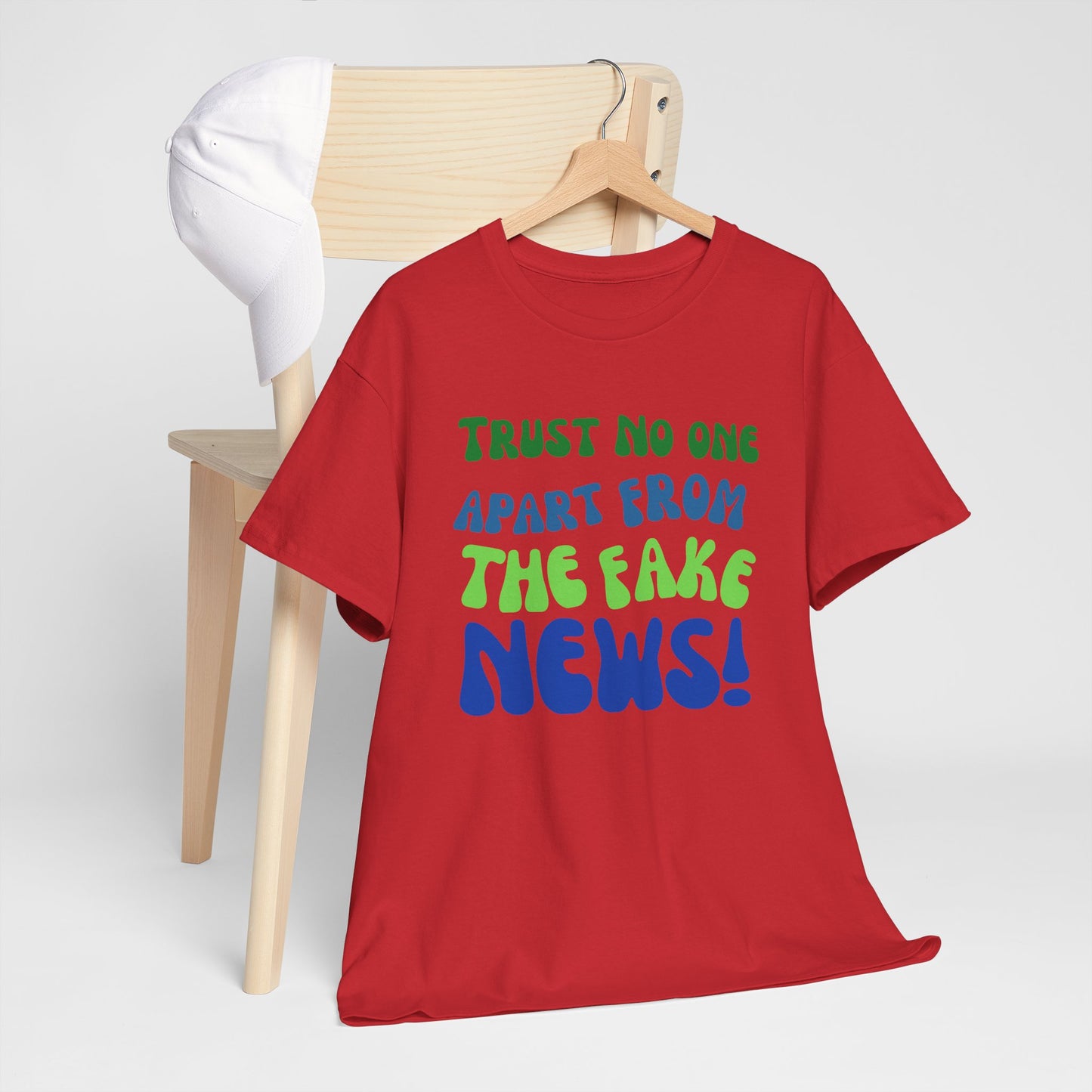 Trust No one Apart from the Fake News Unisex Cotton Tee USA