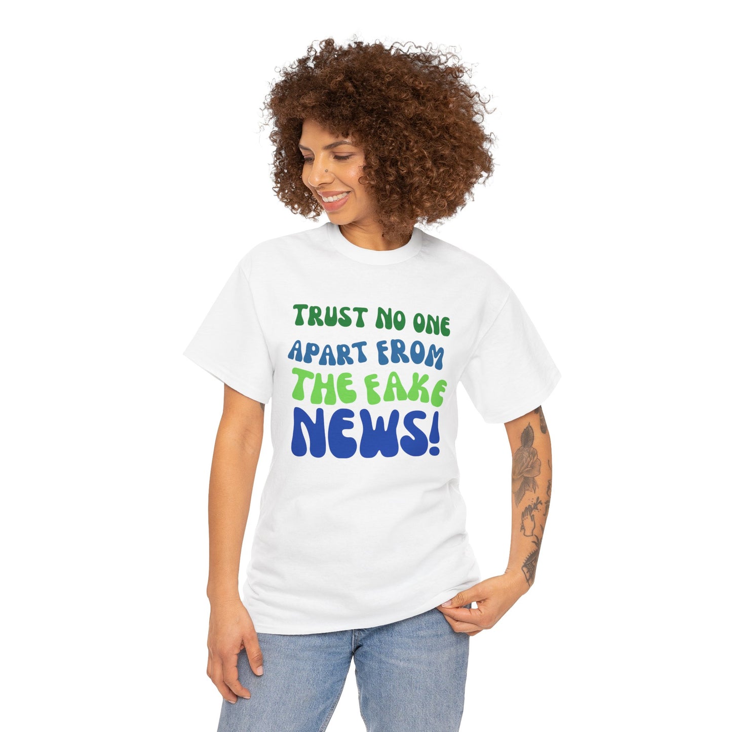 Trust No one Apart from the Fake News Unisex Cotton Tee USA