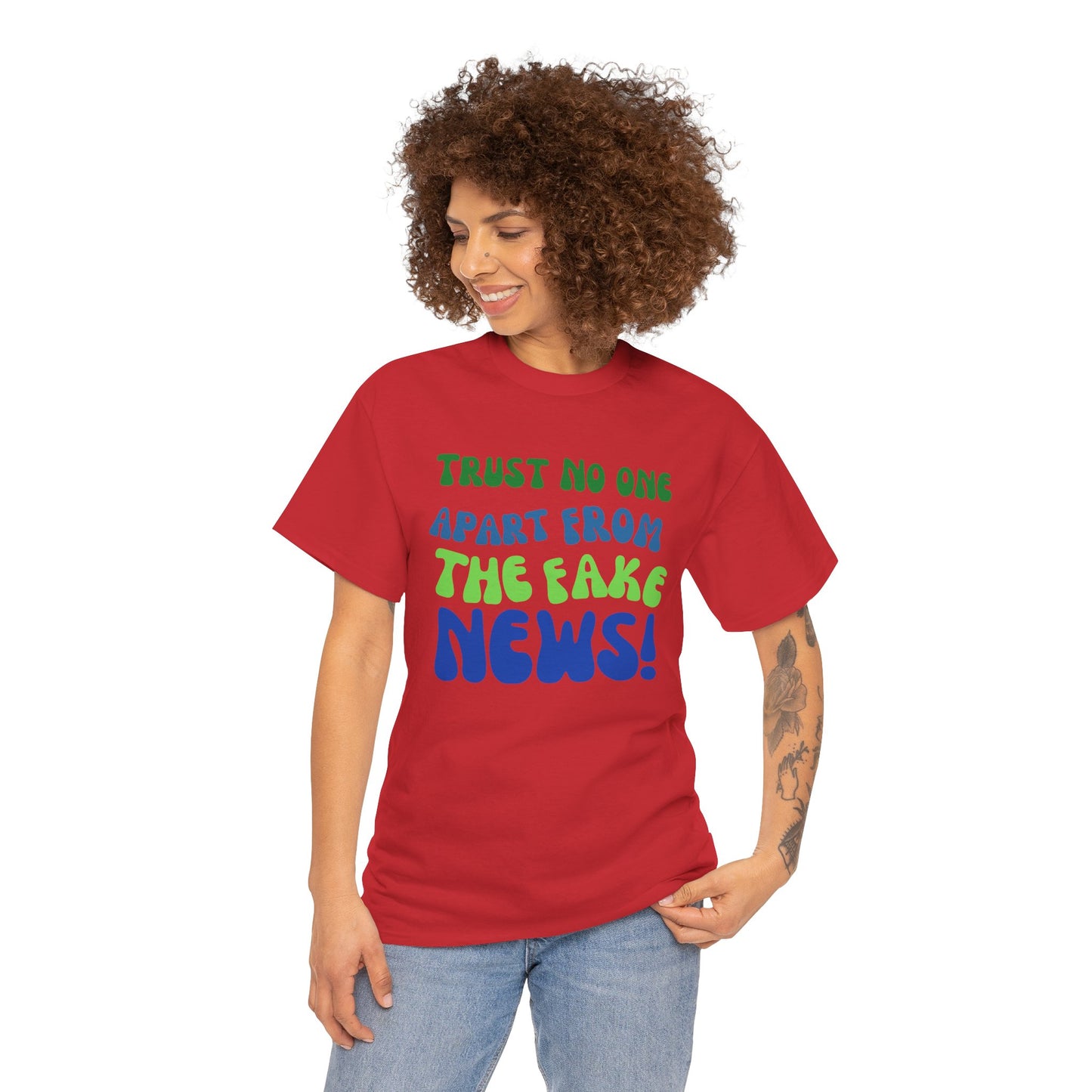 Trust No one Apart from the Fake News Unisex Cotton Tee USA